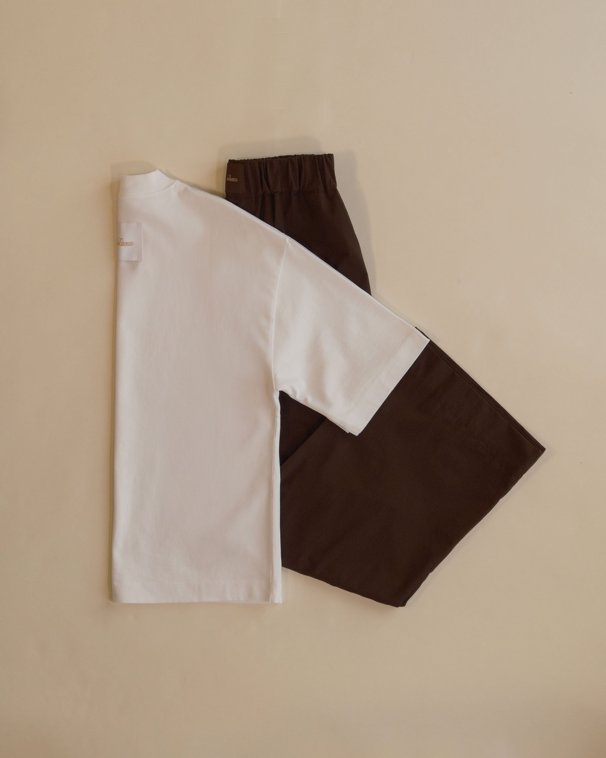 T-Shirt | White + Trouser | Mole